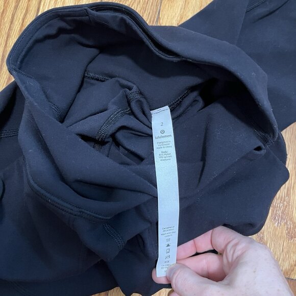 Lululemon Align High-Rise Crop Jogger in Black Size 2 - Picture 8 of 11